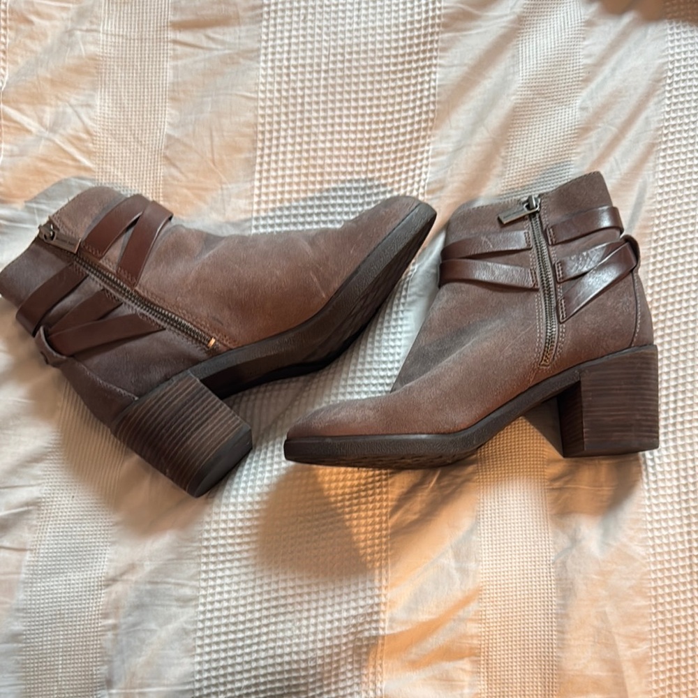 Michael Kors Women's Grey/ Brown Ankle Boots